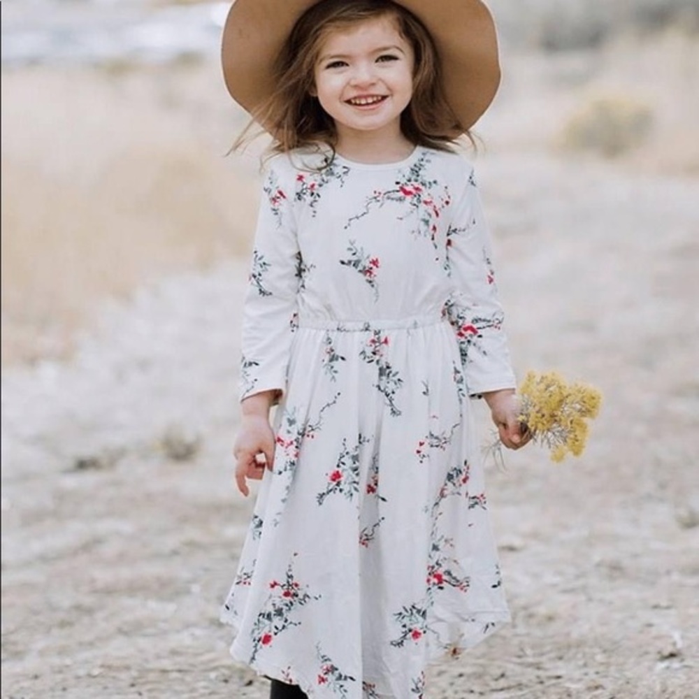 NWT Peyton Bre Long Sleeve Floral Dress
